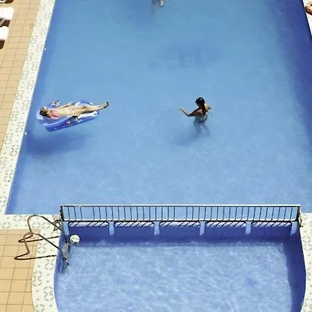 Oyo Goya Hotel